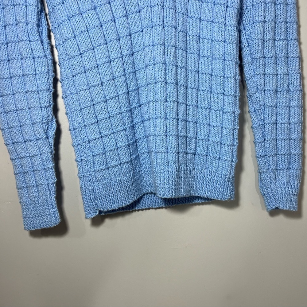 Vintage baby blue v-neck hand knit sweater textured stretchy acrylic top retro - Picture 11 of 13